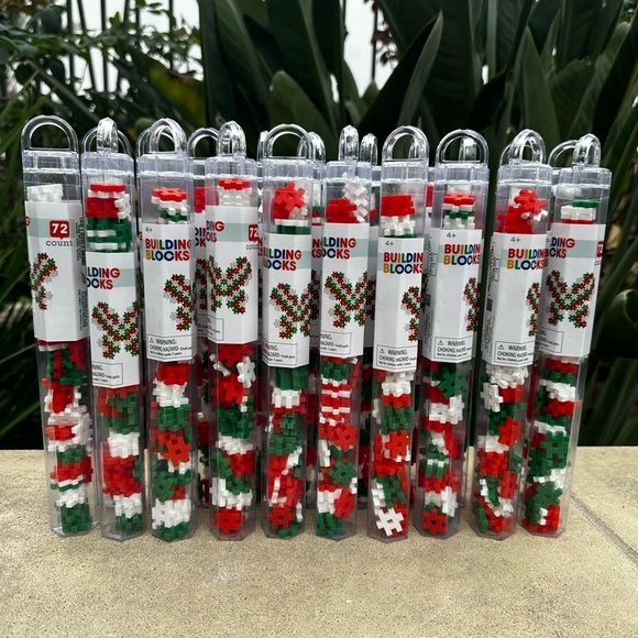 Target Toys 2 X Target Building Blocks Christmas Colors Puzzle